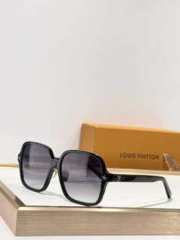 Picture of Louis Vuitton Sunglasses _SKUfw75976339fw